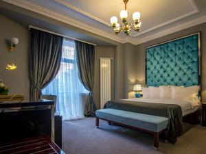 Deluxe King Room room in Hotel Lido by Phoenicia