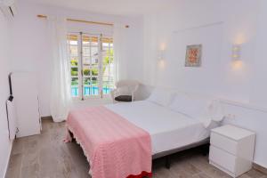 Isla Saint Tropez Apartment Javea Arenal by Rock Rentals