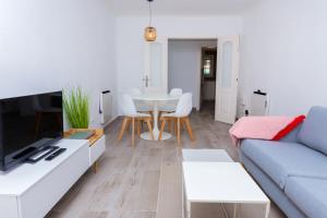 Isla Saint Tropez Apartment Javea Arenal by Rock Rentals