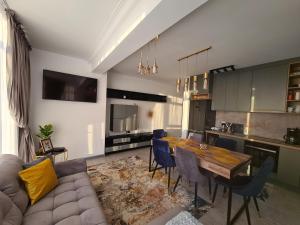 Ema Luxury Apartment