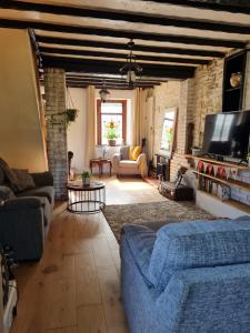 Old Road Cottage Pet Friendly Outdoors Beaches