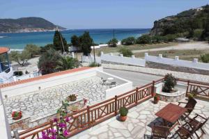 Pleoussa Studio and Apartments Skopelos Greece