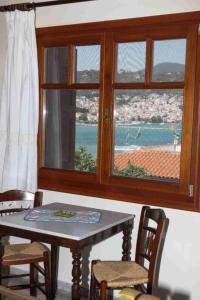 Pleoussa Studio and Apartments Skopelos Greece