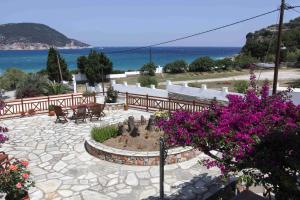 Pleoussa Studio and Apartments Skopelos Greece