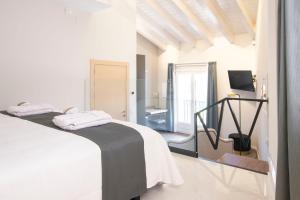 Suite with Balcony room in Hotel 1877 Sensaciones & SPA