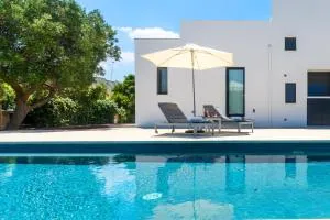 Villa Roberta by HDSalento - 斯培基奥拉