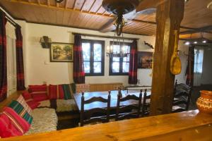 Guest House "Villa YANA"