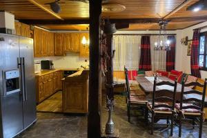 Guest House "Villa YANA"