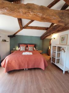 B&B / Chambres d'hotes Les Portails Bleus : photos des chambres