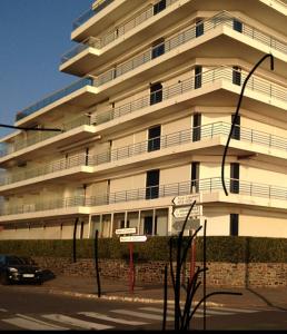 Appartements STUDIO + La Baule 20m de la mer : Appartement 1 Chambre