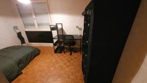 Dans grand appart de 113m2 proche Paris