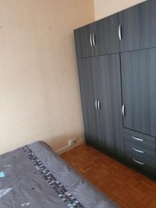 Dans grand appart de 113m2 proche Paris