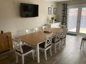 Hopefield Premium Holiday Home Portrush Sleeps 10 4 bedrooms