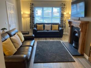 Hopefield Premium Holiday Home Portrush Sleeps 10 4 bedrooms