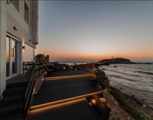 Portara Seaside Luxury Suites Naxos Greece