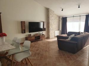 Open Space Rose img17