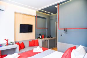 CentraL44 LoL RooM-Ermou Street