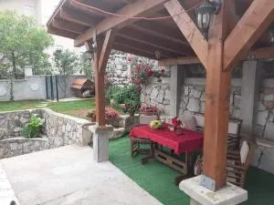 Mini Garsonjera - Zelenika