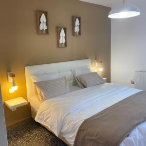 SALOU : SPACIEUX APPARTEMENT 100 M2 vue sur mer