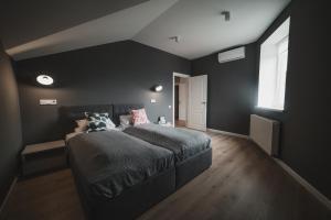 Kostjukowski Apartments Mudroho 12 V