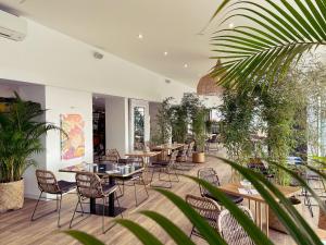 Hotels HOTEL RESTAURANT LA COTE REVEE : photos des chambres