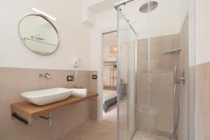 Four-Bedroom Platinum Apartment