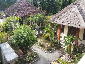 Star East Bungalows