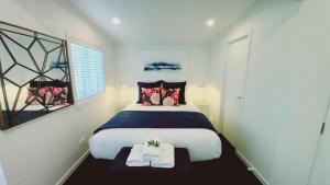 Coromandel Town Harbourside Cottage Luxury Accommodation