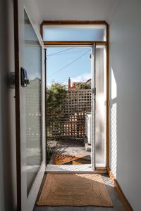 Ms Sophias Studio Apartment