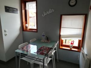 Maisons de vacances Dans mon jardin : photos des chambres