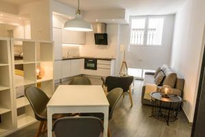 One-Bedroom Apartment room in RENTHAS Fernando de Lesseps Estudio