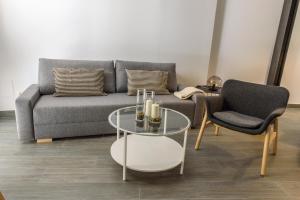 Estudio Constitución by Renthas