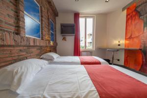 Hotels Ideal Sejour - Hotel de Charme et Atypique : photos des chambres