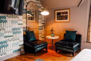 Junior Suite room in The Maynard