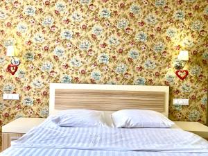 ApartPoltava Світлі та просторі двокімнатні апартаменти в новобудові, закритий паркінг , ЦЕНТР МІСТА, банківський ЧЕК