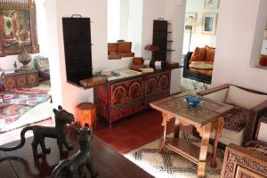 20 Rue Gourna, Kasbah, Tangier 90000, Morocco.