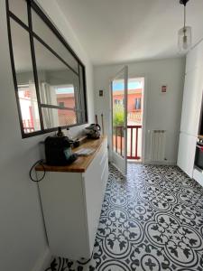 Appartements Appart 2 pieces avec parking QUARTIER DU LAC : Appartement 1 Chambre