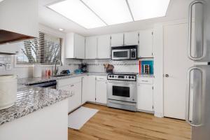 Summercrest Cottage