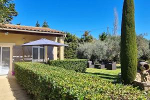 Maisons de vacances Home Charmant des Alpilles : photos des chambres