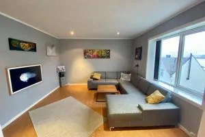 Nice and central apartment in quiet area - Ålesund