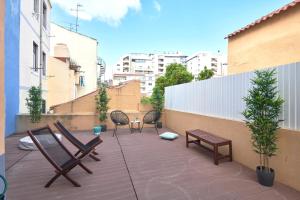 Idyllic Lisbon Apartments With Amazing Courtyard, By TimeCooler