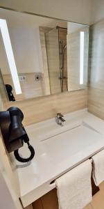 Hotels Kyriad Combs-La-Ville - Senart : photos des chambres