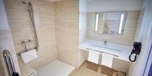 Hotels Kyriad Combs-La-Ville - Senart : photos des chambres