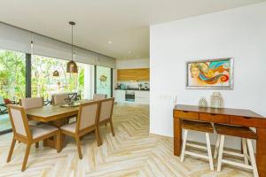 Perfect Getaway a Yaaxlum 106