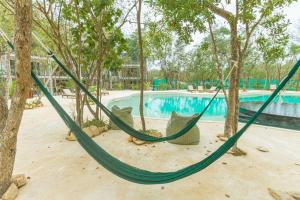 Perfect Getaway a Yaaxlum 106