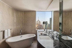 One-Bedroom Club Suite - Lounge Access Including Afternoon Tea, All Day Soft Beverages, Evening Sundowners & Canapes  room in Shangri-La Hotel Dubai