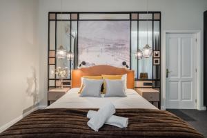 Astoria Boutique Suites- Best Location by BQA