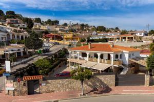 Apartamentos Maruja Roig - Playa Sur