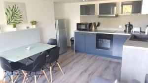 Appartements Appartement Dunkerque Centre 4 personnes - Parking gratuit- : photos des chambres