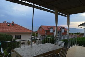 Apartments with parking space Bilo, Primosten - 12434